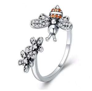 "Bee" Yourself Ring