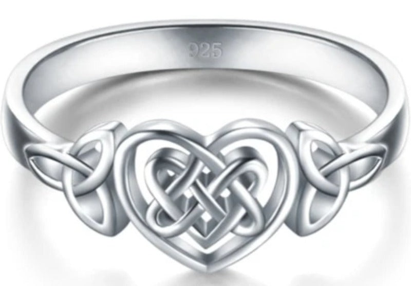 Celtic Knot Eternal Heart